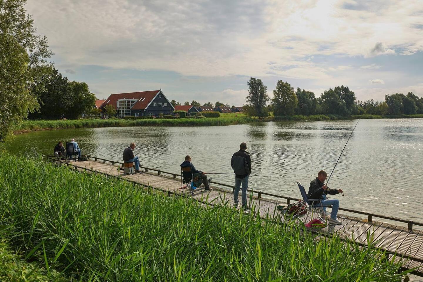 'relax Sea' - Wellness In Zeeland - Private Sauna - Airco - Garden - Outdoor Swimming Pool - Free Wifi, Towels & Bed Linen Ferienhaus